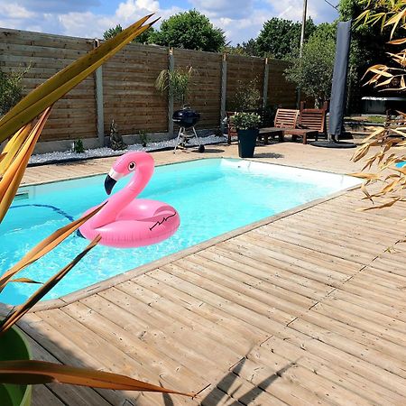 Tiny House Avec Jardin Et Acces Piscine Chauffee Villa Saint-Médard-en-Jalles Exteriör bild