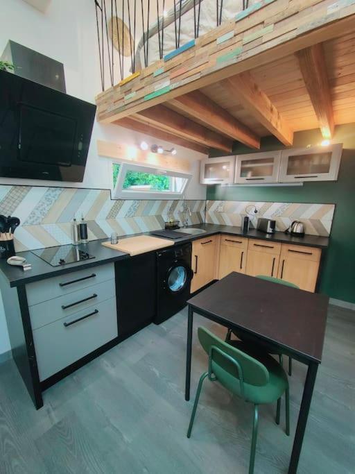 Tiny House Avec Jardin Et Acces Piscine Chauffee Villa Saint-Médard-en-Jalles Exteriör bild
